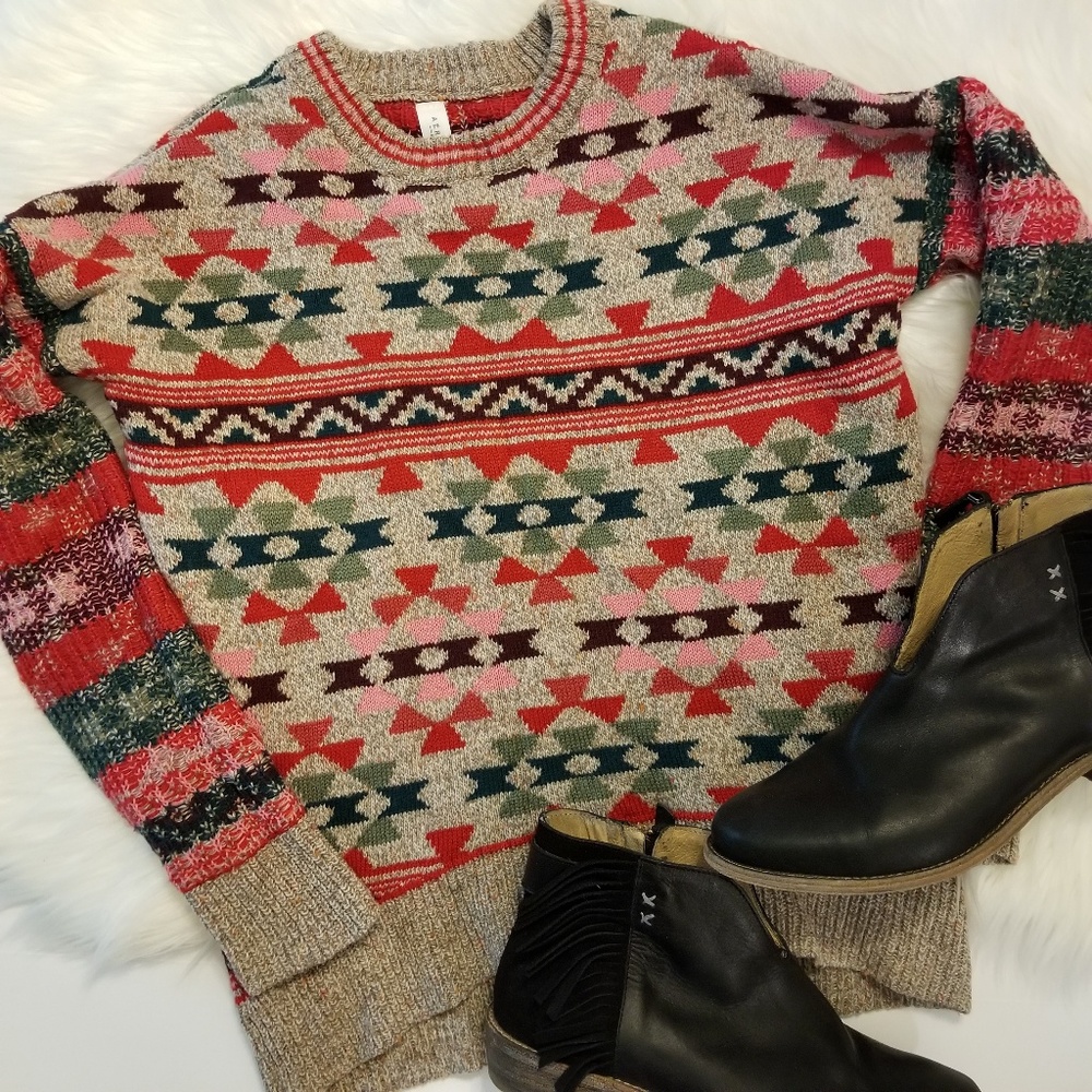 Aeropostale❤ Cute Aztec Design Knit Sweater